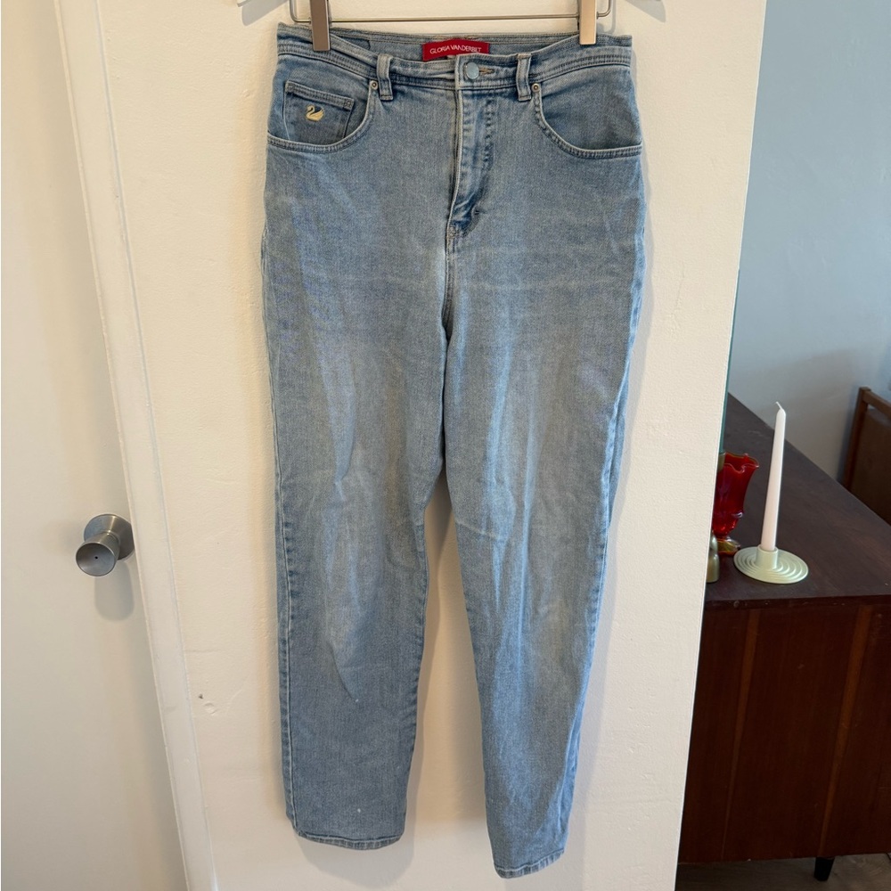 High Rise 90s Straight Leg Jeans